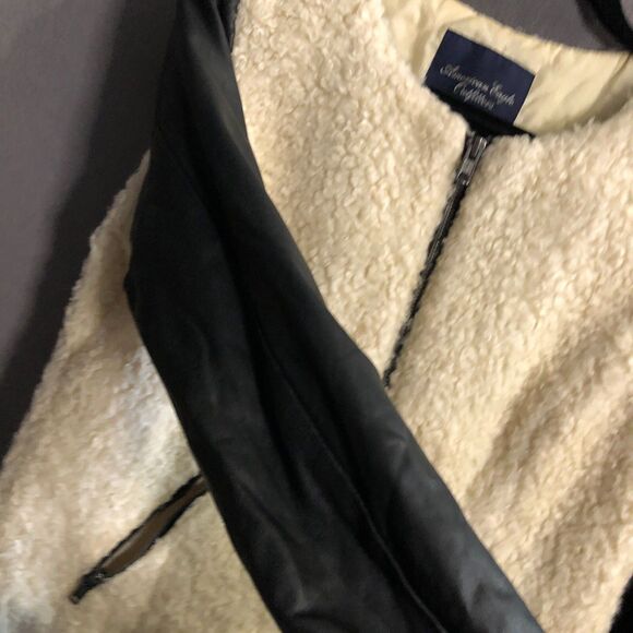 american eagle outfitters jacket womens medium m black sherpa faux fur Thick aa - Picture 7 of 12